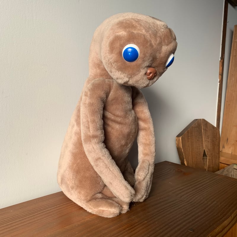 E.T. ぬいぐるみ カマール社 青目 紙タグ付 ヴィンテージ 美品 E.T. ぬいぐるみ blue eye BIG SIZE 1982年 青目 初期 ヴィンテージ