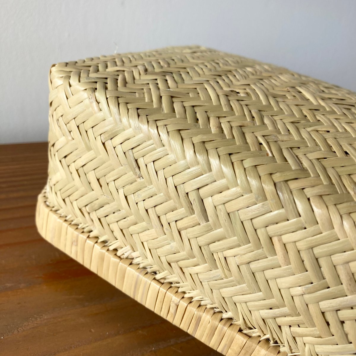 【鳥越すず竹細工】小文庫（二重編み）　岩手県二戸町鳥越　すず竹 鳥越すず竹細工】小文庫（二重編み）岩手県二戸町鳥越すず竹