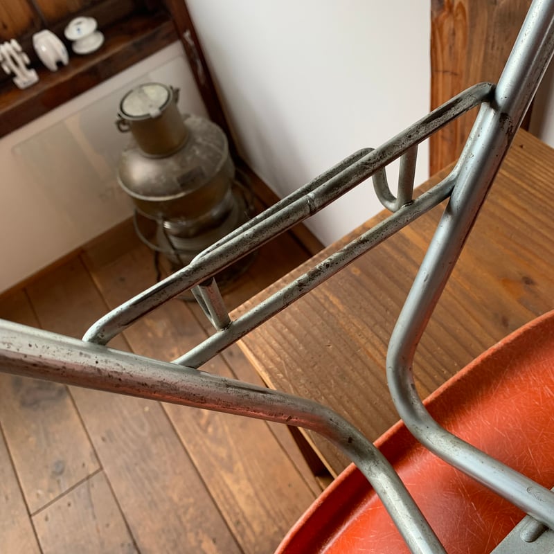 EAMES イームズ チェア ② 1959 サイドシェル スタッキングベース