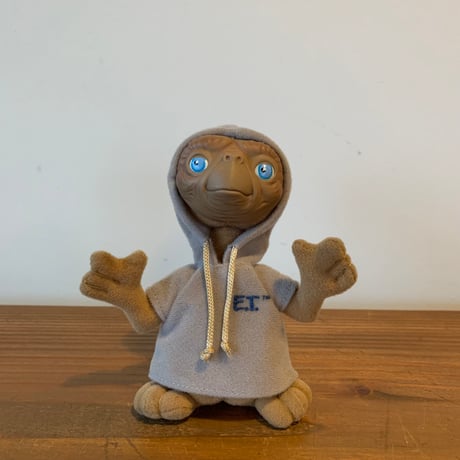 et | STORES