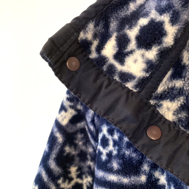 L.L.Bean 総柄スナップT フリースプルオーバー /雪柄 L.L.Bean 総柄スナップT フリースプルオーバー /雪柄