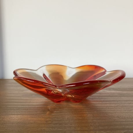 曽我ガラス 花型ガラス皿 1960～1970s ／B