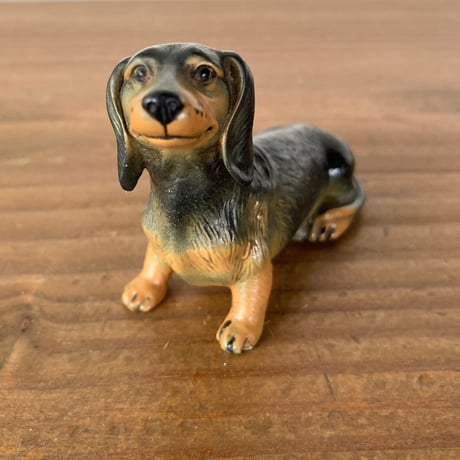 ヴィンテージ 犬 ダックスフンド フィギュア