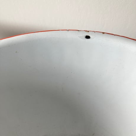 ヴィンテージ ホーローボウル 28cm／ホワイト×レッド