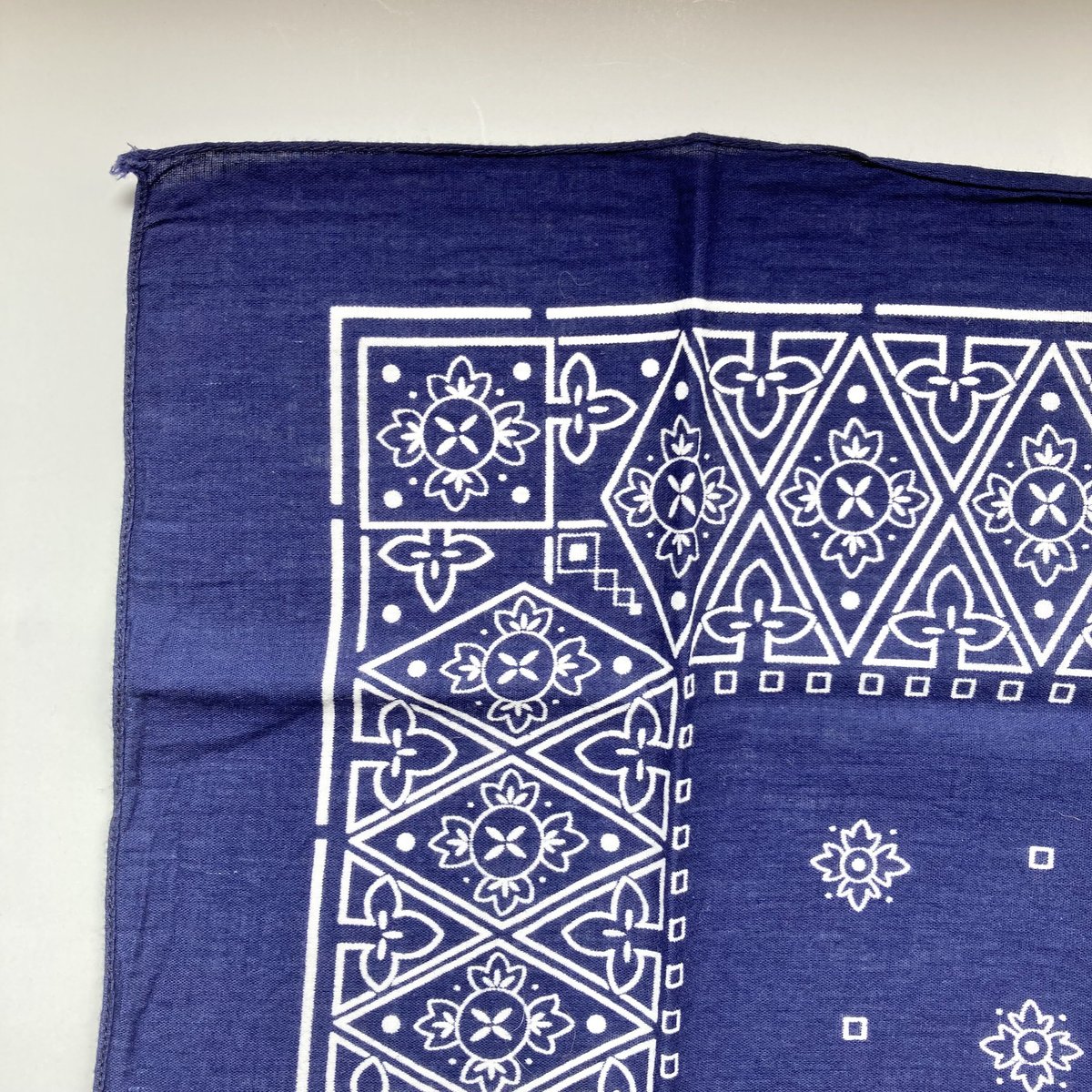 ヴィンテージ バンダナ ネイビー 1960～1970s ／20 | MILMOUNTAIN S