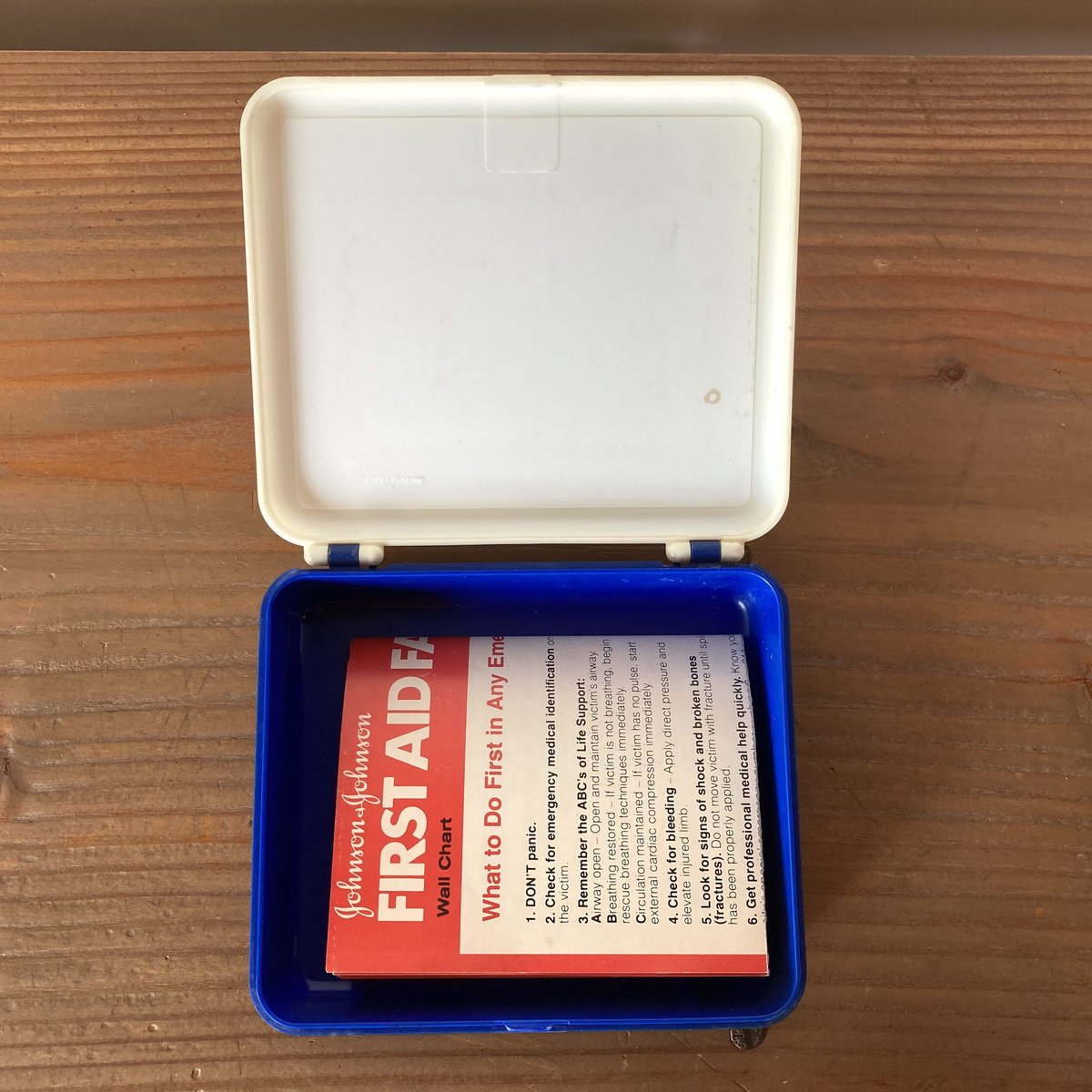 Johnson＆Johnson ヴィンテージ FIRST AID KIT(ケースのみ) | M