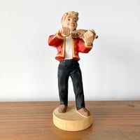 HENNING Wood Carving へニング 木彫り彫刻／フィドルを弾く男性