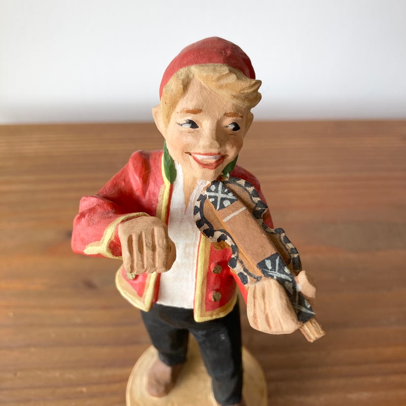 HENNING Wood Carving へニング 木彫り彫刻／フィドルを弾く男性 | MIL
