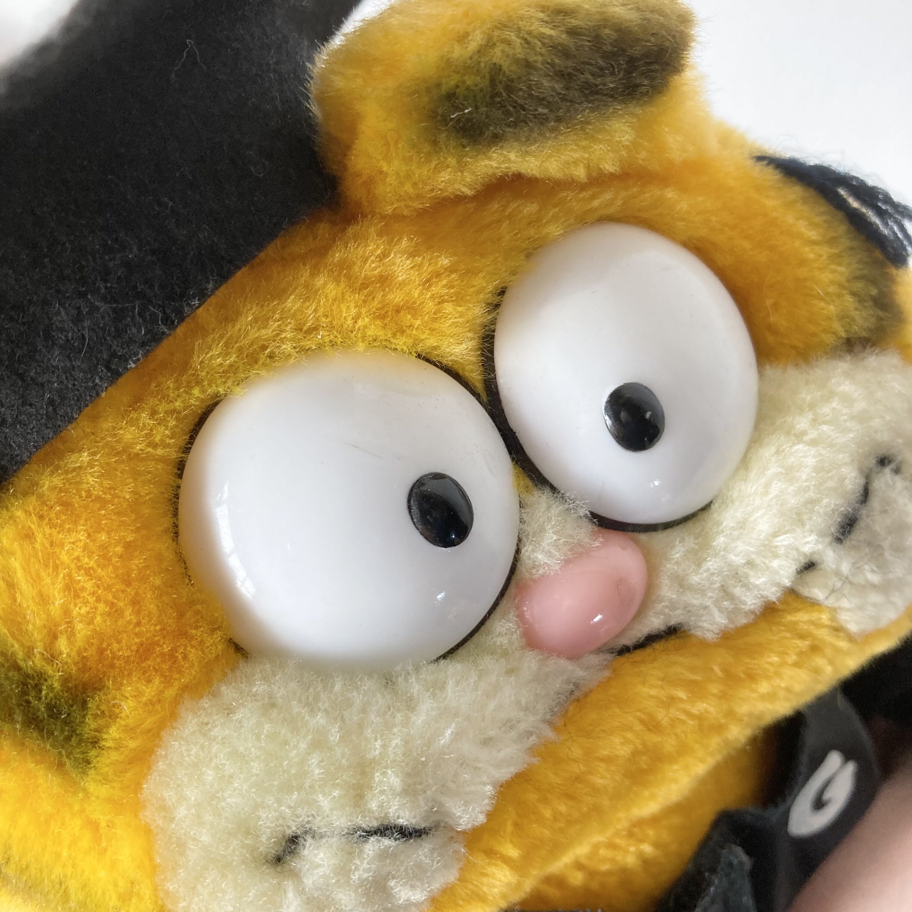 GARFIELD ガーフィールド ぬいぐるみ DAKIN 1980s／GRADUATION |