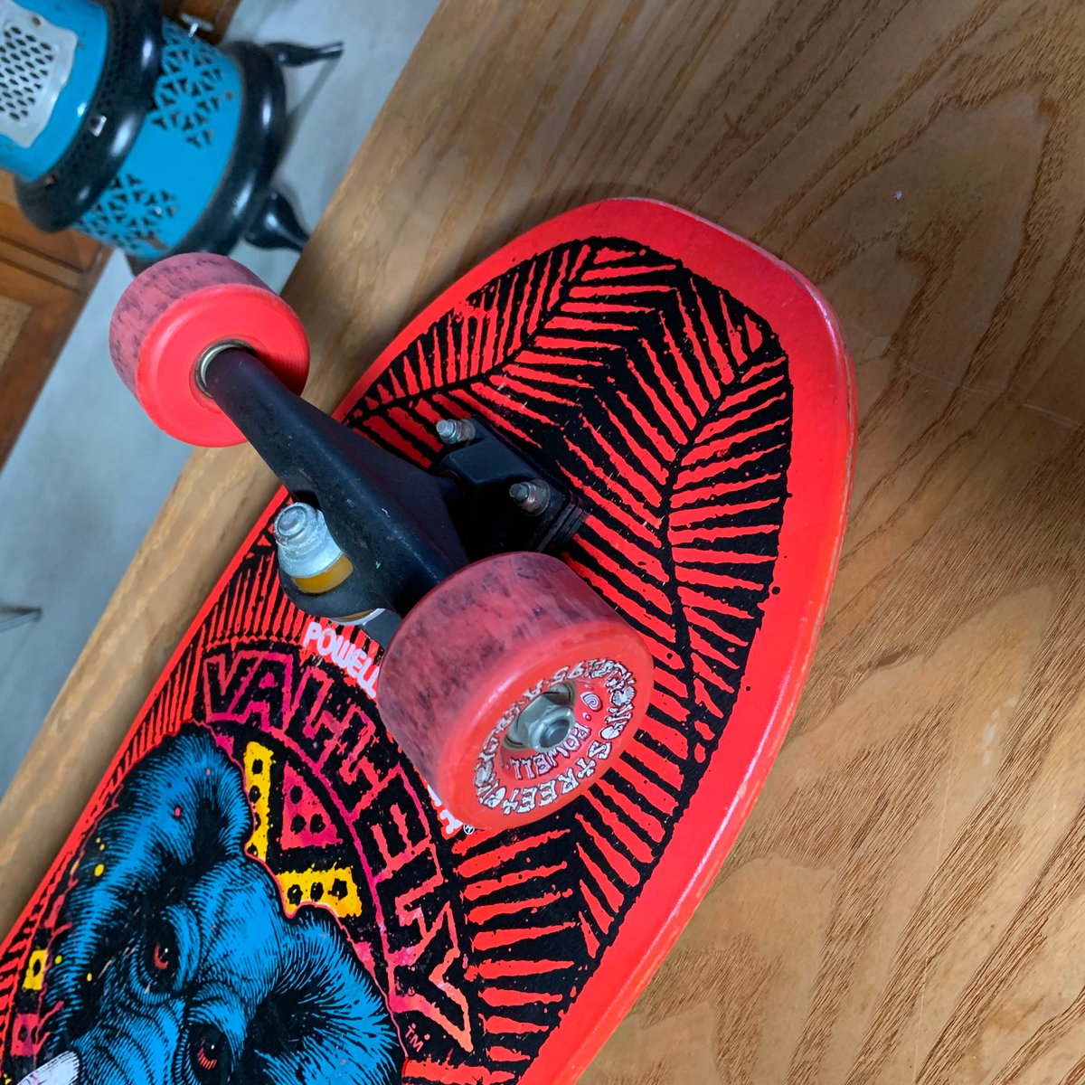 デッドストック 80年代 POWELL PERALTA MIKE VALLELY パウエル デッドストック 80年代 POWELL PERALTA MIKE VALLELY パウエル