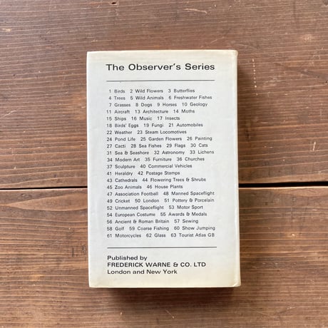 DOGS ＜The Observer’s Book>