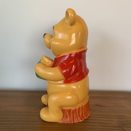 1970s WINNIE THE POOH BANK･PLAY PAL PLASTICS くまのプーさんコインバンク 貯金箱