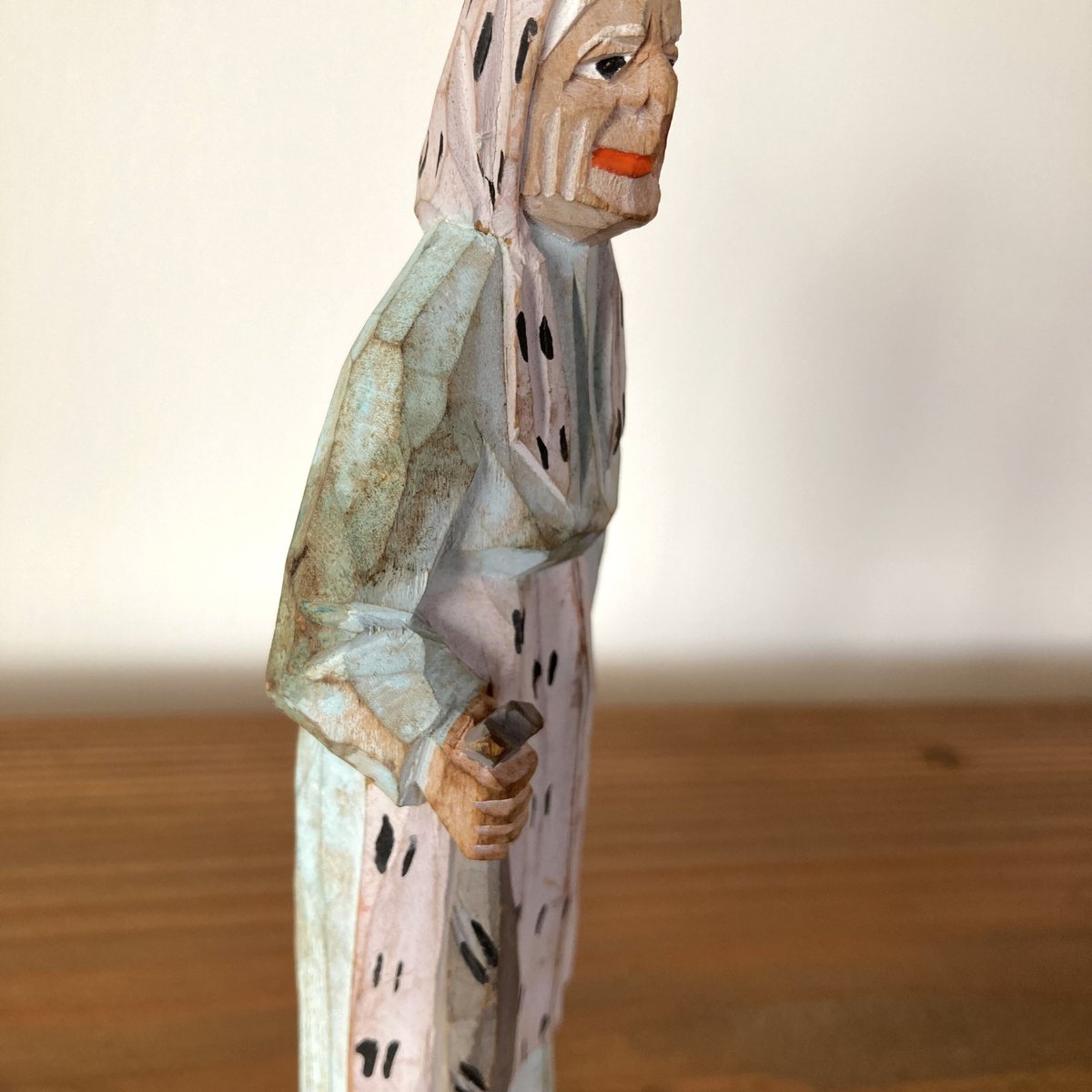 Canada Quebec Wood Carving ケベック木彫り彫刻 ／Old Woman