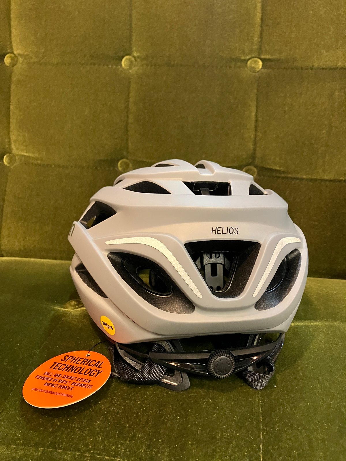 GIRO HELIOS SPHERICAL MIPS Asian Fit | ANDBICYCLE