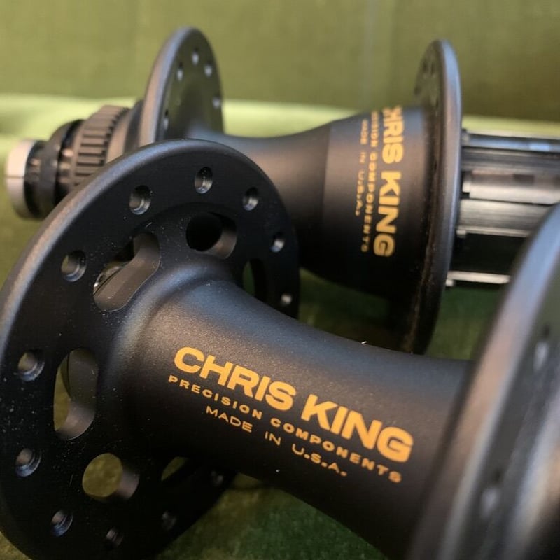 CHRIS KING R45D TWO TONE CLハブセット 28H Matte blac CHRIS KING R45D TWO TONE CLハブセット 28H Matte blac