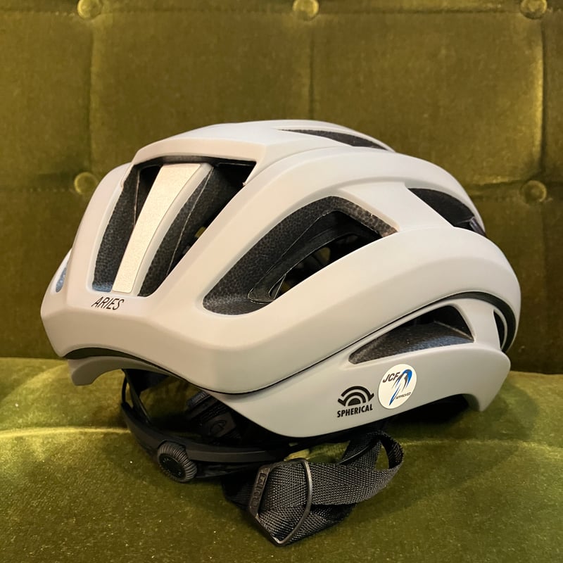 GIRO ARIES SPHERICAL MIPS Asian Fit | ANDBICYCLE