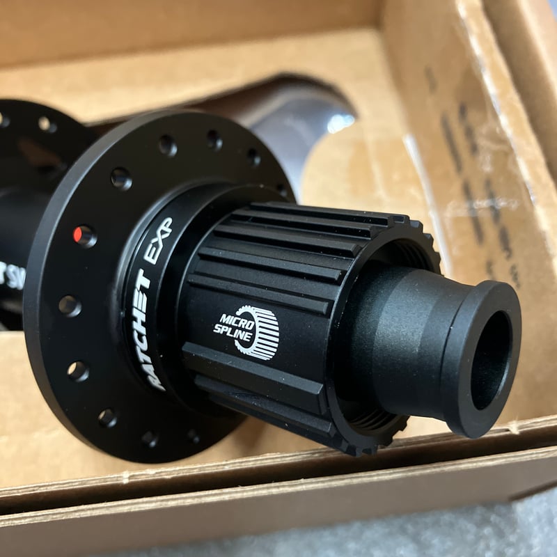 DTSwiss 240 12x148 Boost シマノマイクロスプライン スターラチェット5