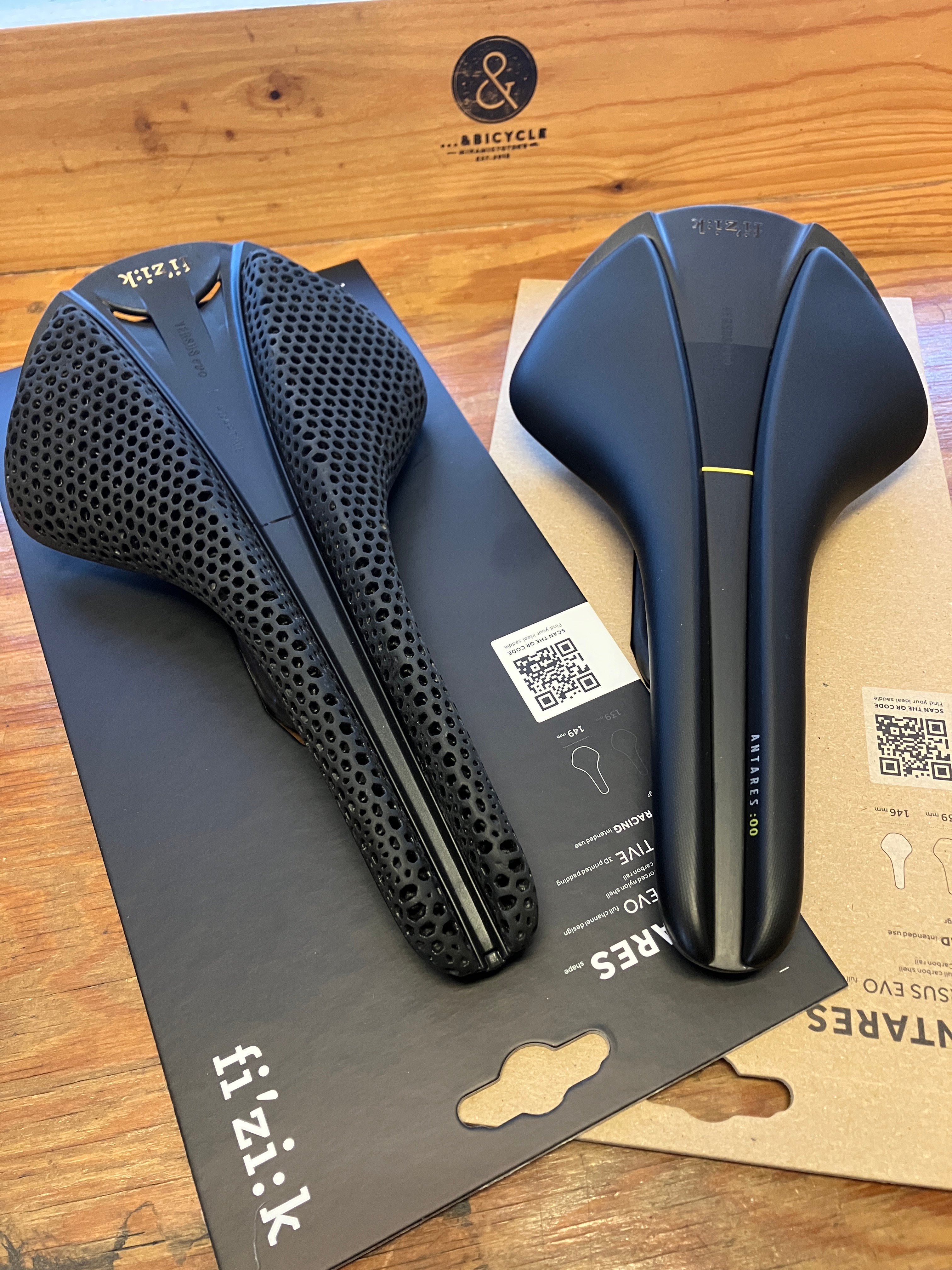 Fizik VERSUS EVO ANTARES R1 ADAPTIVE & VERSUS E