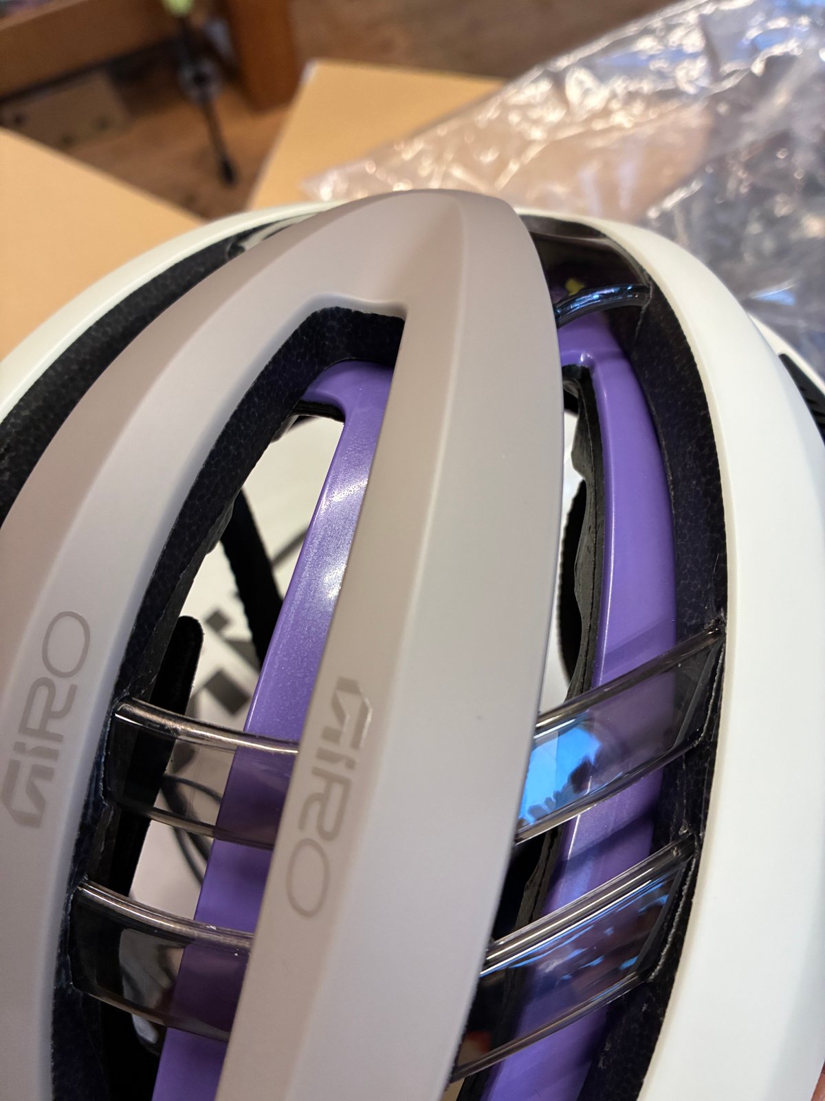 GIRO ARIES SPHERICAL MIPS Asian Fit | ANDBICYCLE