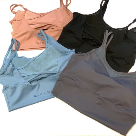 露出少なめ、使いやすさが人気！パット付きブラトップ 【20W07-02S】　MAKA-HOU/　 Bra top