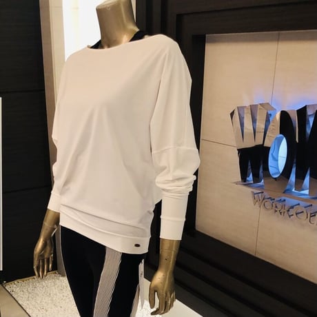 ラッシュガードにもなる、高機能ヨガトップス　/ドルマンスリーブ　【11W14-02A】/MAKA-HOU 　Dolman sleeve