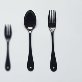 つばめブラックS TSUBAME Flatware（大）Black | GLOCAL STANDARD PROD