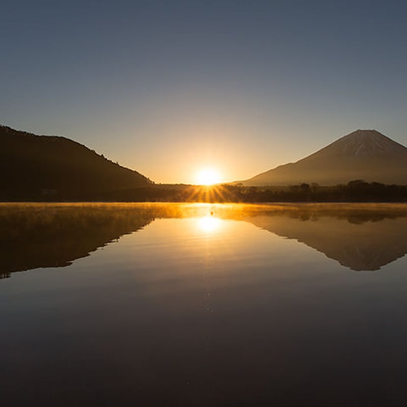 精進湖日の出02 富士山［富士河口湖町］ | フリー写真素材 フリーフォトズ