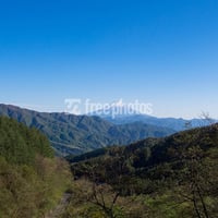 柳沢峠から望む富士山