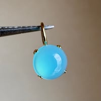 K18 天然シーブルーカルセドニー ラウンドカボション ペンダントトップ 18金YG