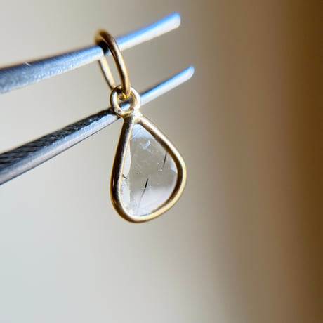 K18YG 天然ダイヤモンド スライスダイヤモンド　チャーム　ペンダントトップ　diamond