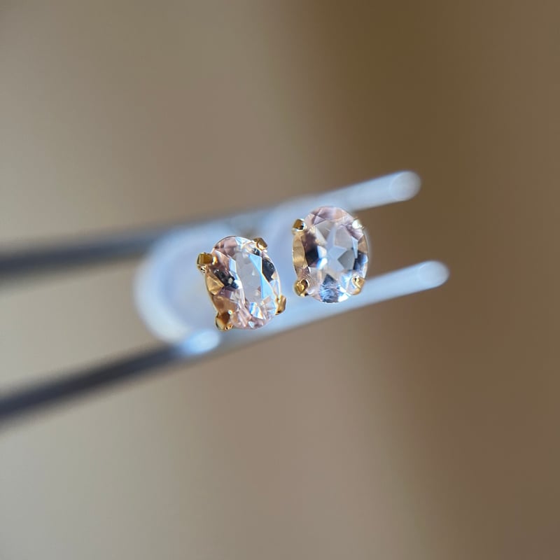 K18 天然石モルガナイト ピアス オーバル18金 morganite | La Melodia