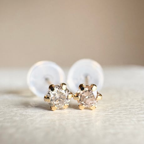 K18 18金イエローゴールド　天然ダイヤモンド0.14ct ピアス　天然ダイヤモンド