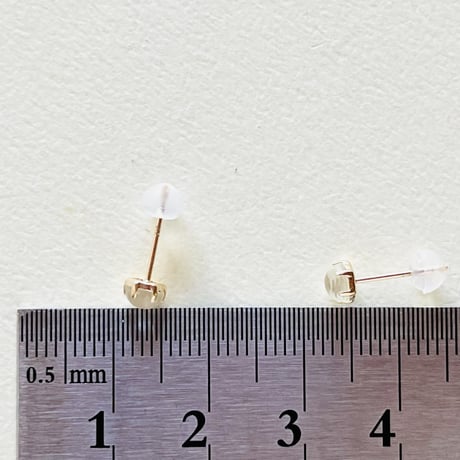 K10 天然石ホワイトトパーズ　ラウンドカボション10金  地金ピアス