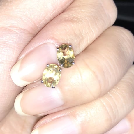 天然石シトリン　オーバル　ピアス