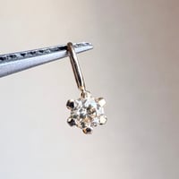 K18YG 天然ダイヤモンド 0.09ct チャーム　ペンダントトップ　dia