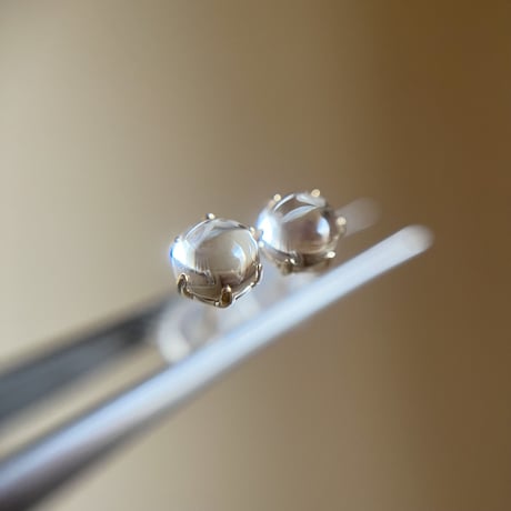 K10 天然石ホワイトトパーズ　ラウンドカボション10金  地金ピアス