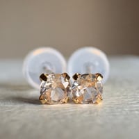 K18 天然石インペリアルガーネット　ラウンド　ピアス