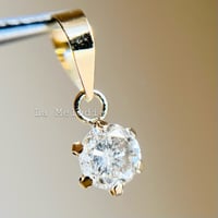 【SALE☆特価☆】K18 天然ダイヤモンド　0.30ctペンダントトップ3 SALE☆特価☆】K18 天然ダイヤモンド 0.30ctペンダントトップ 3