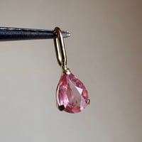 K18 天然石ラベンダースピネル pear ペンダントトップ チャーム 希少