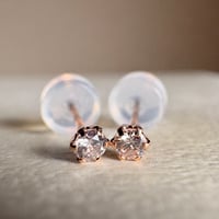 K18PG 天然ピンクダイヤモンド　0.10ct ピアス　18金ピンクゴールド