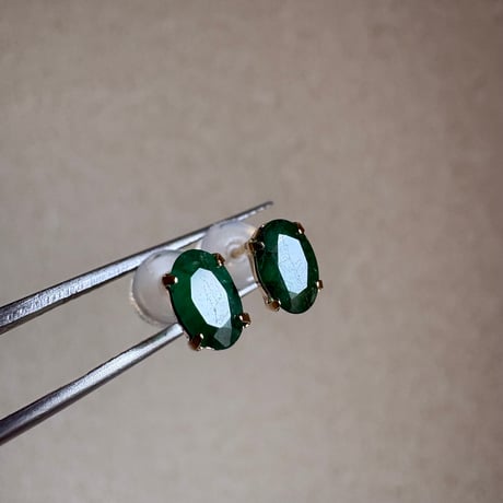 K18 天然石エメラルド ピアス　18金イエローゴールド　emerald  oval
