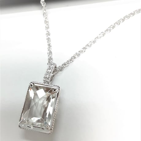 大粒7ct ホワイトトパーズ　ネックレス