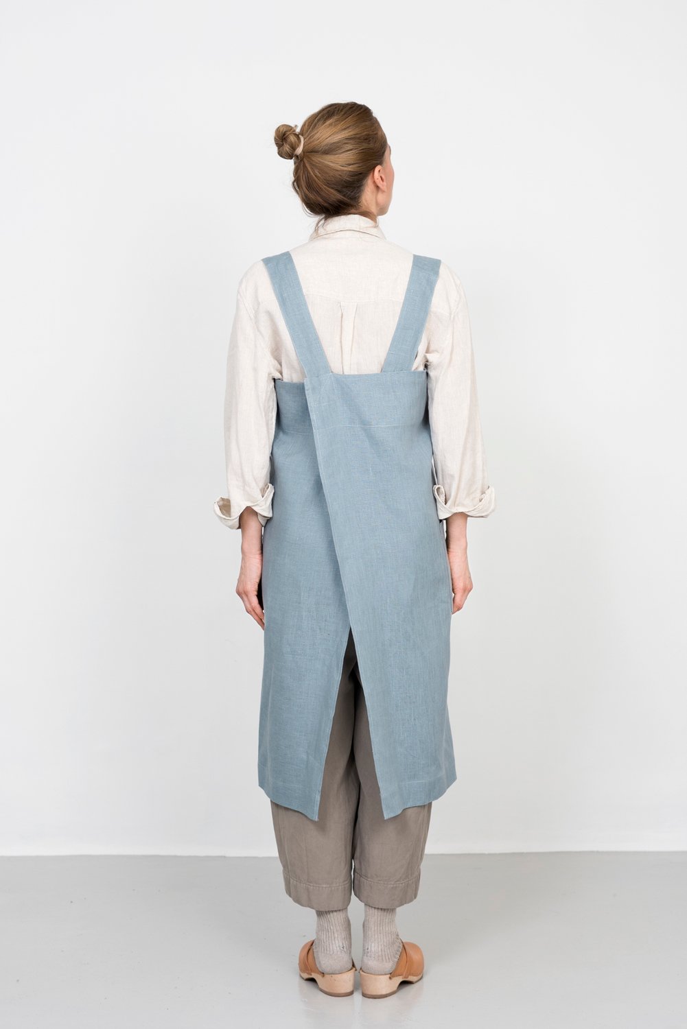 fog linen work LINEN SQUARE CROSS APRON | monam