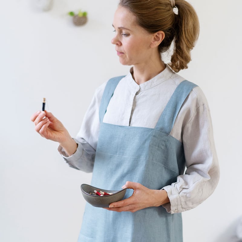 fog linen work LINEN SQUARE CROSS APRON | monam