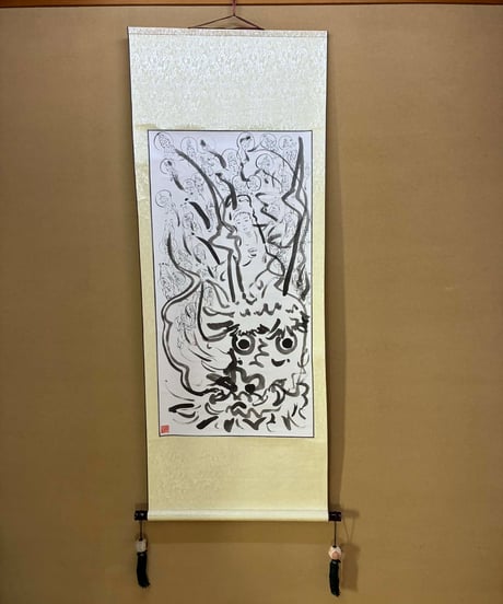 龍騎観音様　掛け軸147×48cm