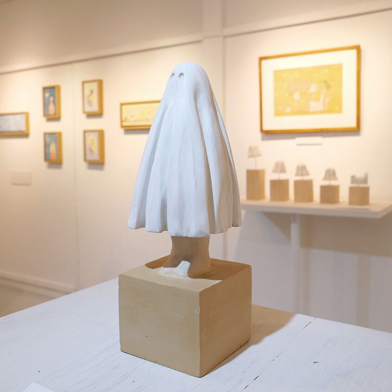 伊津野果地 木彫作品 「Me and My Ghost」 | URESICA