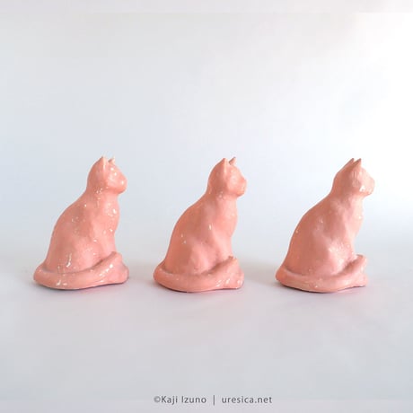 伊津野果地「Pink Diverse Cats」