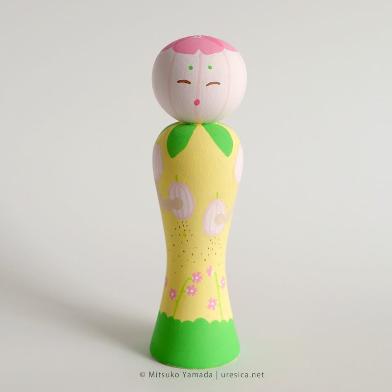 山田美津子「フクロナデシコちゃん」こけし | URESICA