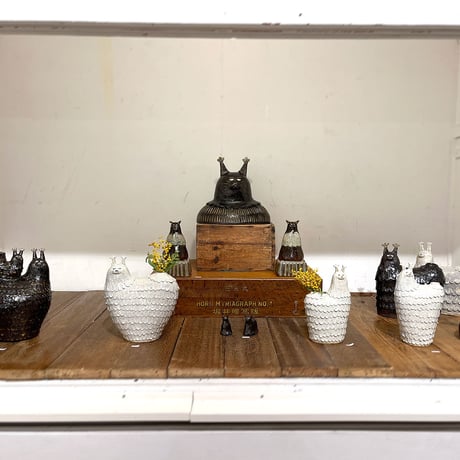 山中正大　フラワーベース　黒猫２