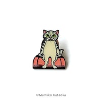 片岡まみこ「どかんねこ」ピンバッジ